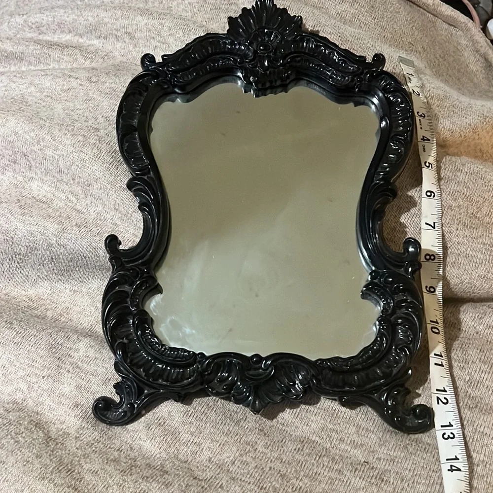 Cute/Fancy mirror wall decor